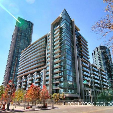 Lakefront Living Downtown Toronto - Free Parking, Gym, Indoor Pool 外观 照片