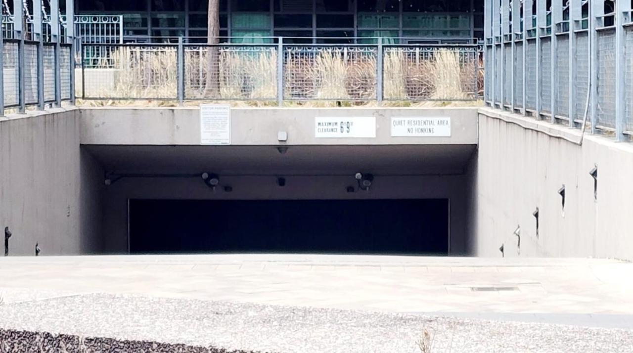 Lakefront Living Downtown Toronto - Free Parking, Gym, Indoor Pool 外观 照片
